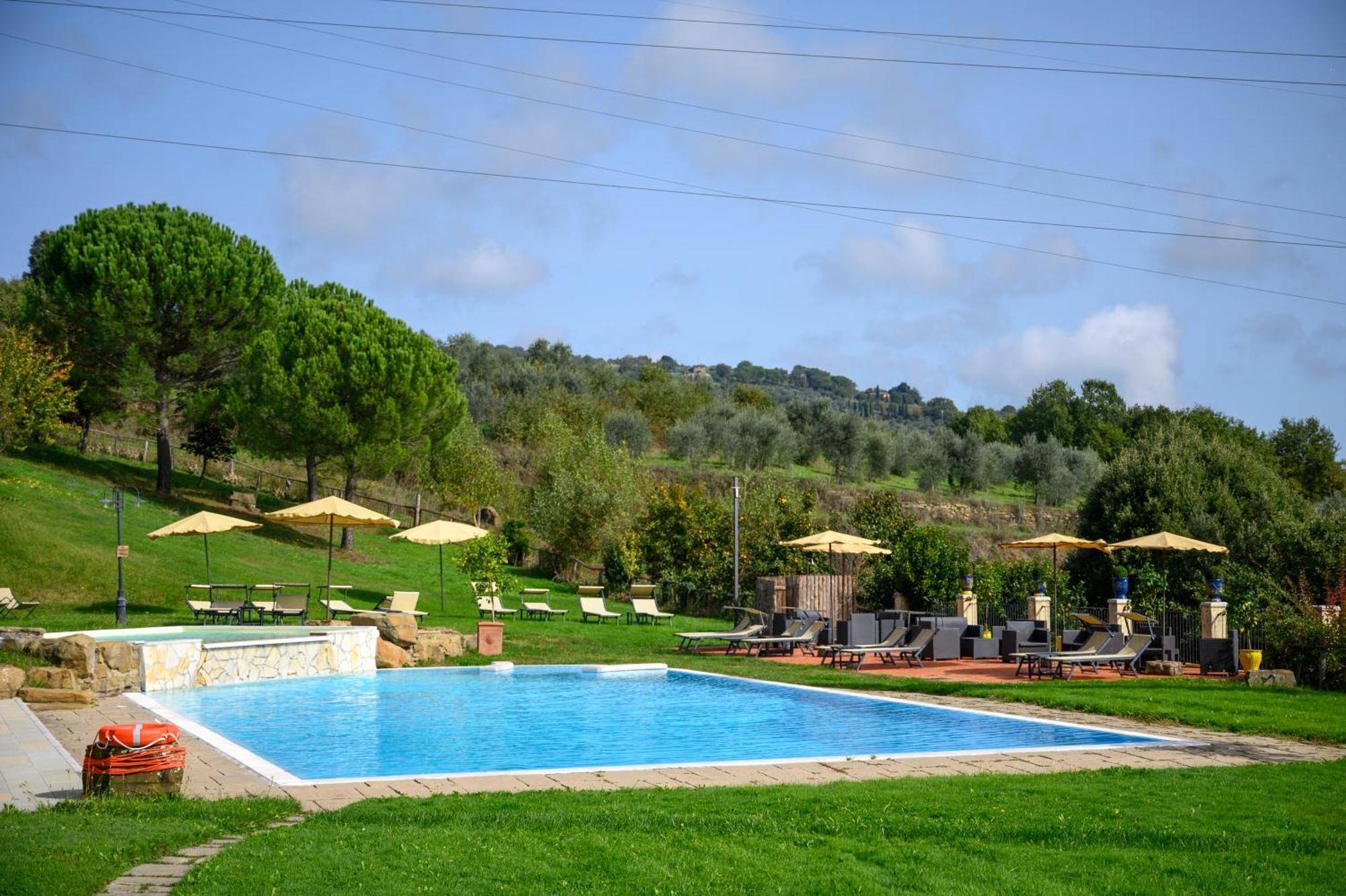 Agriturismo Borgo Sant'Ercolano Ciggiano ภายนอก รูปภาพ